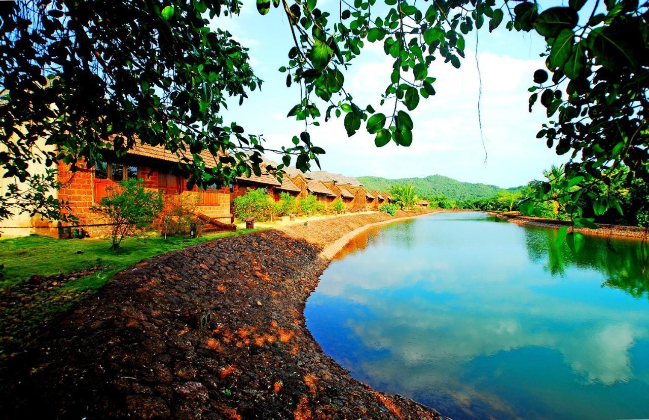 Swaswara Gokarna - A Cgh Earth Experience Hotel Bagian luar foto